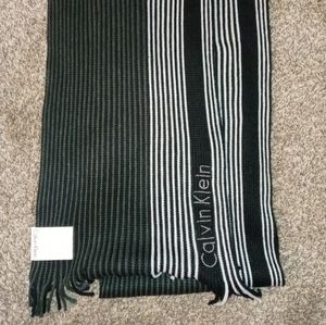 Calvin Klein Monochrome scarf